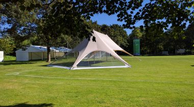 StarDouble geplaatst voor het Belgisch kampioenschap Kubb in Aalst, zij aanzicht.